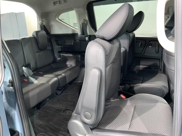 フリード Ｇ・ホンダセンシング　最長５年保証　ワンオーナー　ナビＶＸＭ－２１４ＶＦｉ　ＴＶ　Ｒカメラ　ＣＤ録音　ＢＴオ－ディオ　ＤＶＤ　ドラレコ　ＥＴＣ　ＬＥＤライト　ＶＳＡ　両側電動ドア　シートヒーター　クルコン　アルミ　スマキー（35枚目）