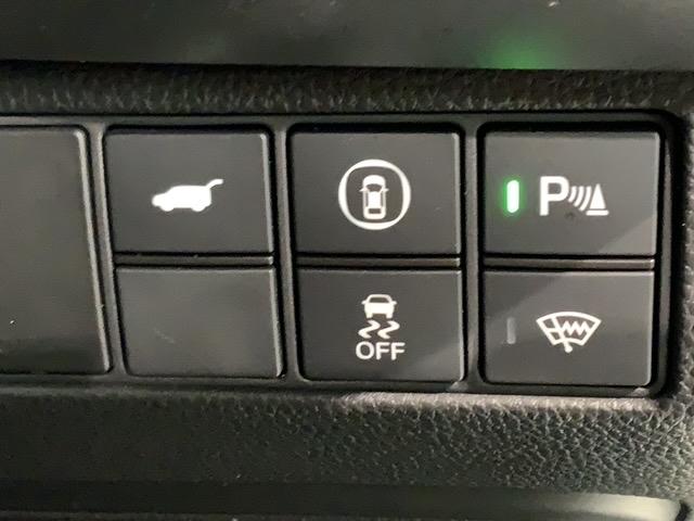 横滑り防止装置がついています。いざという時に安心ですね。