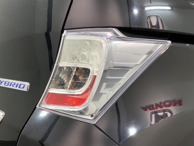 フリードハイブリッド ジャストセレクション　１年保証　純正ナビ　ＴＶ　Ｒカメラ　ボ　ＤＶＤ　ＥＴＣ　ＨＩＤ　両側電動ドア　ＶＳＡ　クルコン　アルミ　スマ－トキ－　盗難防止装置　ＡＡＣ　スペアキ－　ドアバイザ－　ナビテレビ　ＰＳ（45枚目）