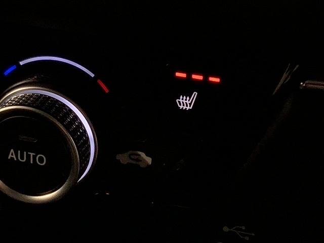 ヴェゼル ｅ：ＨＥＶＺ　Ｈ　ＳＥＮＳＩＮＧ　最長５年保証　ワンオ－ナ－　純正ナビ　ＴＶ　Ｒカメラ　ＢＴオ－ディオ　ドラレコ　ＥＴＣ　ＬＥＤライト　ＶＳＡ　シ－トヒ－タ－　クルコン　アルミ　スマ－トキ－　盗難防止装置　ＡＡＣ（14枚目）