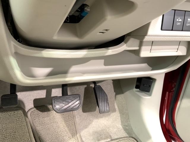 アルトラパン G 1年保証 ワンオ-ナ- ナビ TV CD録音 DVD 衝突軽減B 横滑り防止 スマ-トキ- スペアキ- 盗難防止装置 整備記録簿 ベンチシ-ト ドアバイザ- Wエアバッグ エアコン イモビライザー(29枚目)