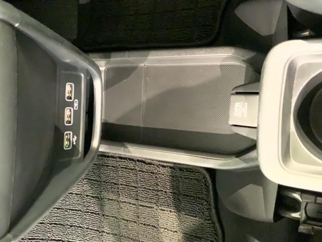 Ｎ－ＯＮＥ プレミアムツアラー　Ｈ　ＳＥＮＳＩＮＧ　新車保証　試乗車　ワンオーナー　ナビＶＸＭ－２４５ＺＦＥｉ　ＴＶ　Ｒカメラ　ＢＴオ－ディオ　シ－トヒ－タ－　ＥＴＣ　ＬＥＤライト　ＶＳＡ　クルコン　アルミ　スマ－トキ－　スペアキ－（30枚目）