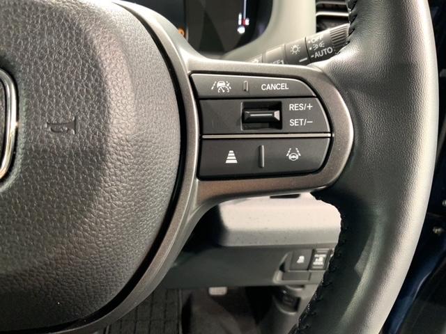 フリード クロスター H SENSING 新車保証 試乗車 ワンオ-ナ- ナビLXM-242ZFNi TV Rカメラ BTオ-ディオ ETC LEDライト 両側電動ドア VSAシ-トヒ-タ- クルコン アルミ スマ-トキ-(11枚目)