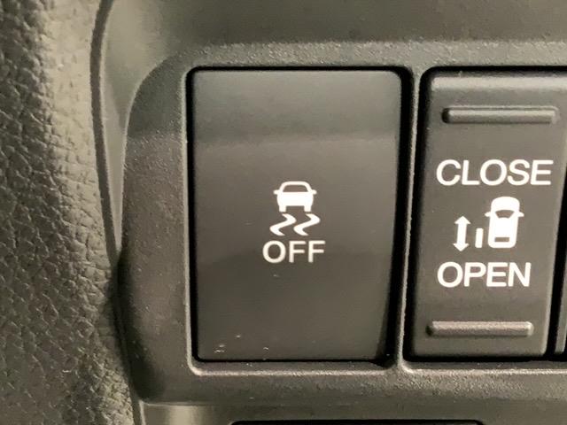 フリード ｅ：ＨＥＶエアー　Ｈ　ＳＥＮＳＩＮＧ　最長５年保証　ワンオ－ナ－　ナビＬＸＭ－２４２ＺＦＮｉ　ＴＶ　Ｒカメラ　ＢＴオ－ディオ　ＥＴＣ　ＬＥＤライト　両側電動ドア　ＶＳＡ　スマ－トキ－　スペアキー　盗難防止装置　ＡＡＣ（14枚目）