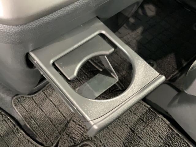 フリード ｅ：ＨＥＶエアー　Ｈ　ＳＥＮＳＩＮＧ　最長５年保証　ワンオ－ナ－　ナビＬＸＭ－２４２ＺＦＮｉ　ＴＶ　Ｒカメラ　ＢＴオ－ディオ　ＥＴＣ　ＬＥＤライト　両側電動ドア　ＶＳＡ　スマ－トキ－　スペアキー　盗難防止装置　ＡＡＣ（28枚目）