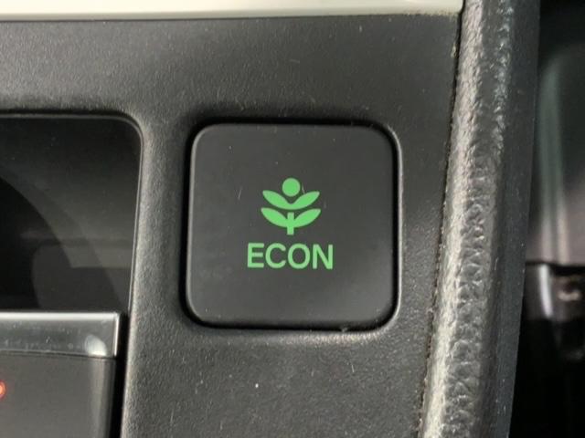 フィット ｅ：ＨＥＶベーシック　Ｈ　ＳＥＮＳＩＮＧ　最長５年保証　ワンオーナー　ナビＶＸＭ－２１５Ｃｉ　Ｒカメラ　ＢＴオ－ディオ　ドラレコ　ＥＴＣ　ＬＥＤライト　ＶＳＡ　クルコン　アルミ　スマートキー　盗難防止装置　整備記録簿（15枚目）