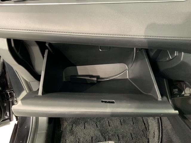 ヴェゼル ハイブリッドＺ・ホンダセンシング　１年保証　ワンオーナー　ナビＶＸＭ－１７５ＶＦｉ　ＴＶ　Ｒカメラ　ＣＤ録音　ＢＴオ－ディオ　ＤＶＤ　ドラレコ　ＥＴＣ　ＬＥＤライト　ＶＳＡ　シートヒーター　クルコン　アルミ　フォグ　スマートキー　ＡＣ（26枚目）