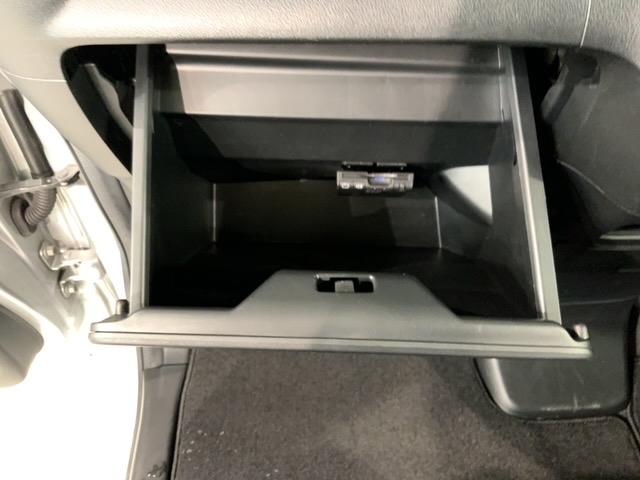 N-BOX GSSパッケージ いまコレ+新品マット付 保証付 ナビ TV ETC VSA 両側電動ドア アルミ ベンチシート ドアバイザー スマートキー 盗難防止装置 整備記録簿 AAC Wエアバッグ W電動ドア ダブルエアバック(26枚目)