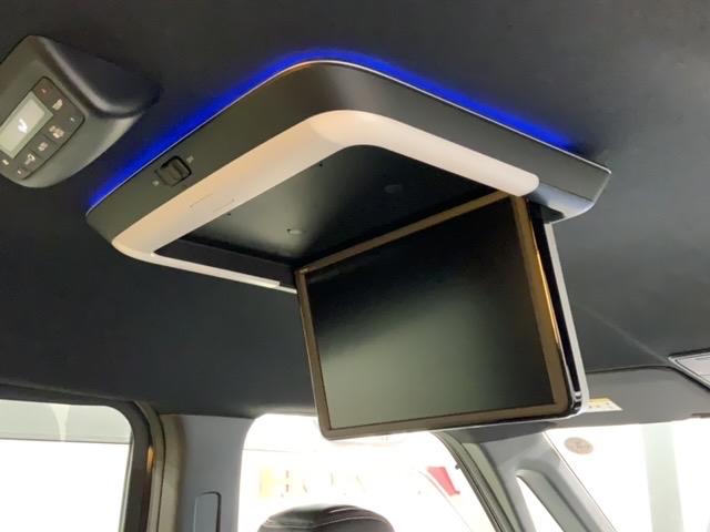 ステップワゴン ｅ：ＨＥＶスパーダ　Ｈ　ＳＥＮＳＩＮＧ　最長５年保証　ワンオ－ナ－　ナビＬＸＭ－２３７ＶＦＬｉ　ＴＶ　Ｒカメラ　ＣＤ録音　ＢＴオ－ディオ　ＤＶＤ　Ｒモニタ－　ＥＴＣ　ＬＥＤライト　両側電動ドア　ＶＳＡ　シ－トヒ－タ－（2枚目）