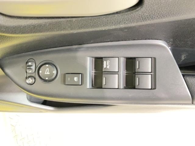 フィット 13G・Lパッケージ 1年保証 ワンオ-ナ- ナビ TV Rカメラ CD録音 BTオ-ディオ DVD ETC LEDライト VSA スマ-トキ- スペアキー 盗難防止装置 整備記録簿 AAC Wエアバッグ 盗難警報装置(15枚目)