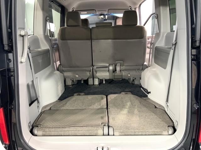 �R��ڃV�[�g���i�[����΃��Q�b�W�X�y�[�X���X�ɍL���g���܂��B