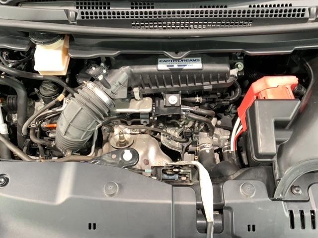 ���Џ��i���Z���^�[�ɂē��O���̃N���[�j���O�����{���Ă���܂��I