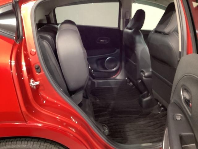 ���Џ��i���Z���^�[�ɂē��O���̃N���[�j���O�����{���Ă���܂��I