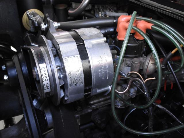 ヨーロッパ 　ディーラー車　型式　５４　右ハンドル　ｋｍ表示メーター　１４７０ｃｃＯＨＶオリジナルルノー製エンジン（22枚目）