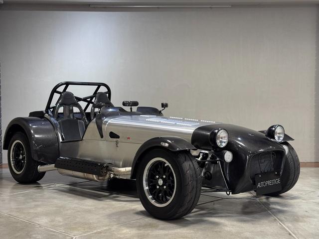 ケータハムその他 340R New Model Carbon/Alumi Ford2.0Duratec 340Rの標準装備にさらに走り徹した充実のオプション *詳しくは名古屋店迄052-846-9666(2枚目)