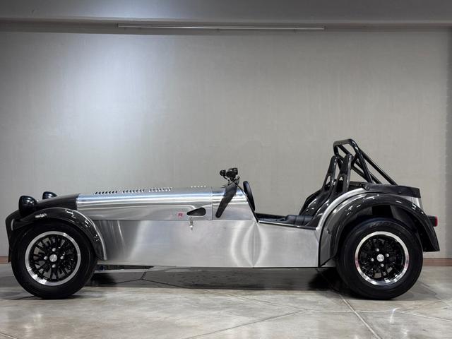 ケータハムその他 340R New Model Carbon/Alumi Ford2.0Duratec 340Rの標準装備にさらに走り徹した充実のオプション *詳しくは名古屋店迄052-846-9666(4枚目)