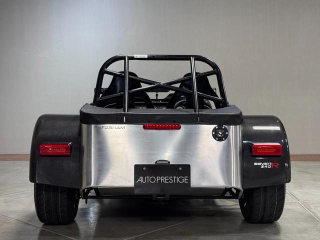 ケータハムその他 340R New Model Carbon/Alumi Ford2.0Duratec 340Rの標準装備にさらに走り徹した充実のオプション *詳しくは名古屋店迄052-846-9666(6枚目)