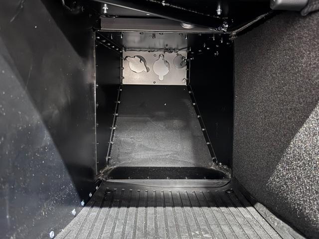 ケータハムその他 340R New Model Carbon/Alumi Ford2.0Duratec 340Rの標準装備にさらに走り徹した充実のオプション *詳しくは名古屋店迄052-846-9666(32枚目)