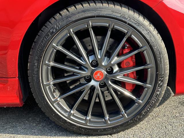 アバルト６９５ コンペティツィオーネ　右ハンドル　ＭＴＡ　レコードモンツァ　Ｂｒｅｍｂｏキャリパー　Ｓａｂｅｌｔカーボンシェルシート　ＫＯＮＩアブソーバー　ブースト計　Ｂｅａｔｓオーディオ　ドラレコ　カーボンミラーカバー　ＨＩＤ（12枚目）