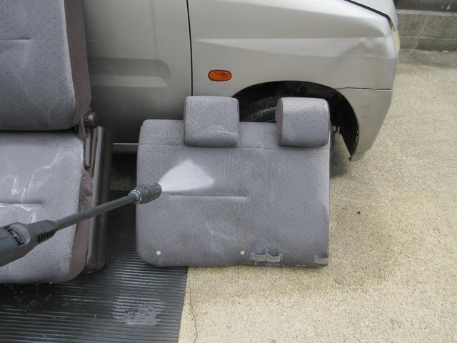 パッソ Ｘ　Ｌパッケージ　室内クリーニング済み　純正ＳＤナビ　フルセグＴＶ　Ｂｌｕｅｔｏｏｔｈ接続　ＤＶＤ再生可能　バックカメラ　ＥＴＣ　横滑り防止装置　アイドリングストップ　ベンチシート　スマートキー（11枚目）