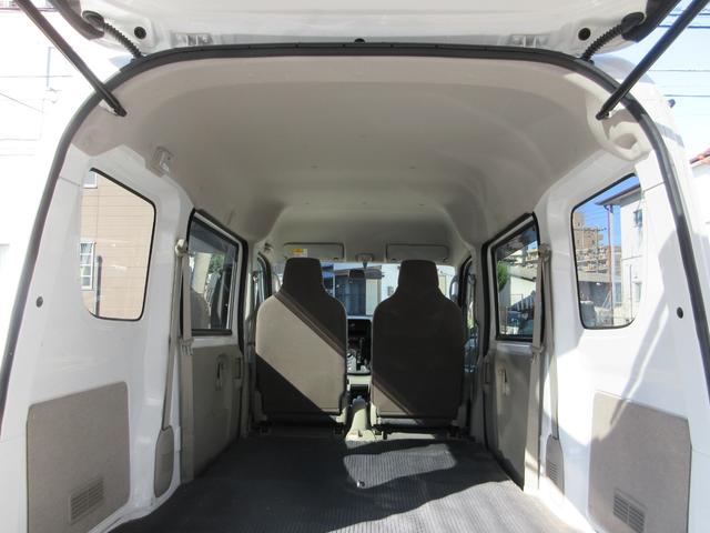 ＮＶ１００クリッパーバン ＤＸ　ハイルーフ　５ＡＧＳ　２ｎｄ発進モード　キーレス　集中ドアロック　リアワイパー　プライバシーガラス　ＰＳ　ＡＣ　Ｗエアバッグ　ＡＢＳ　エアコン　パワステ　室内クリーニング済み（21枚目）