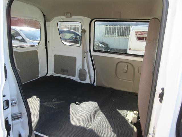 ＮＶ１００クリッパーバン ＤＸ　ハイルーフ　５ＡＧＳ　２ｎｄ発進モード　キーレス　集中ドアロック　リアワイパー　プライバシーガラス　ＰＳ　ＡＣ　Ｗエアバッグ　ＡＢＳ　エアコン　パワステ　室内クリーニング済み（23枚目）