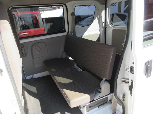 ＮＶ１００クリッパーバン ＤＸ　ハイルーフ　５ＡＧＳ　２ｎｄ発進モード　キーレス　集中ドアロック　リアワイパー　プライバシーガラス　ＰＳ　ＡＣ　Ｗエアバッグ　ＡＢＳ　エアコン　パワステ　室内クリーニング済み（25枚目）