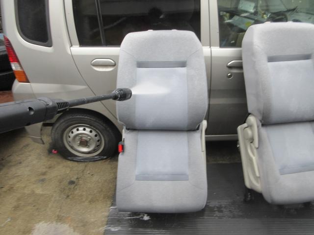 パッソ Ｘ　Ｇパッケージ　室内クリーニング済み　プッシュスタート　メモリーナビ　フルセグＴＶ　Ｂｌｕｅｔｏｏｔｈ接続　バックカメラ　ＤＶＤ再生　スマートアシスト　ＥＴＣ　フォグランプ　純正１４ＡＷ　オートエアコン　スマートキー（8枚目）