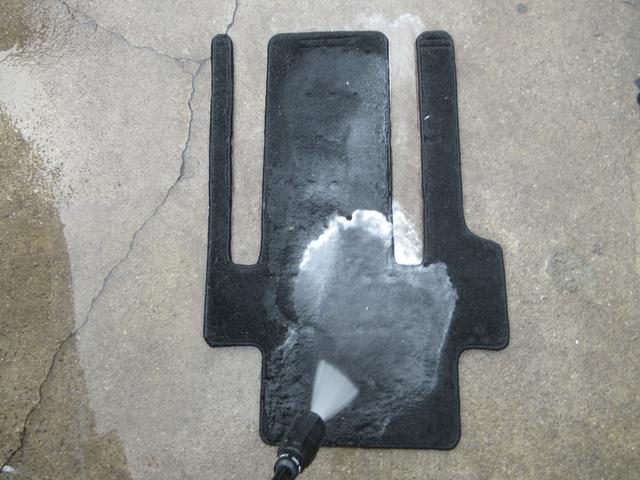 セレナ ２０Ｓ　ハイウェイスター仕様　室内クリーニング済み　左側パワースライド　プッシュスタート　ＳＤナビ　フルセグＴＶ　Ｂｌｕｅｔｏｏｔｈ接続　バックカメラ　ＤＶＤ再生可　前後ドラレコ　ＥＴＣ　社外１６ＡＷ　フォグ（16枚目）