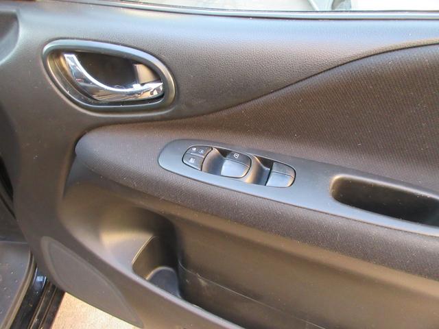 セレナ ２０Ｓ　ハイウェイスター仕様　室内クリーニング済み　左側パワースライド　プッシュスタート　ＳＤナビ　フルセグＴＶ　Ｂｌｕｅｔｏｏｔｈ接続　バックカメラ　ＤＶＤ再生可　前後ドラレコ　ＥＴＣ　社外１６ＡＷ　フォグ（28枚目）