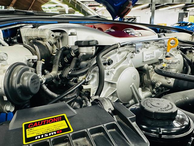 ピュアエディション　１オーナー　禁煙車　ＮＩＳＭＯスポーツリセッティング　純正ナビ　Ｂカメラ　ＥＴＣ　プライバシーガラス　純正フロアマット　ＯＰデイライトキャンセルスイッチ(11枚目)