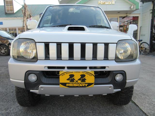 ジムニー ＦＩＳフリースタイルワールドカップリミテッド　ＦＩＳフリースタイルリミテッド　リフトアップ　オープンカントリーホワイトレター１８５／８５／１６４ＷＤ　ナビ　バックカメラエアコン　パワステ　パワーウィンドウ　　キーレス　シートヒーター（2枚目）