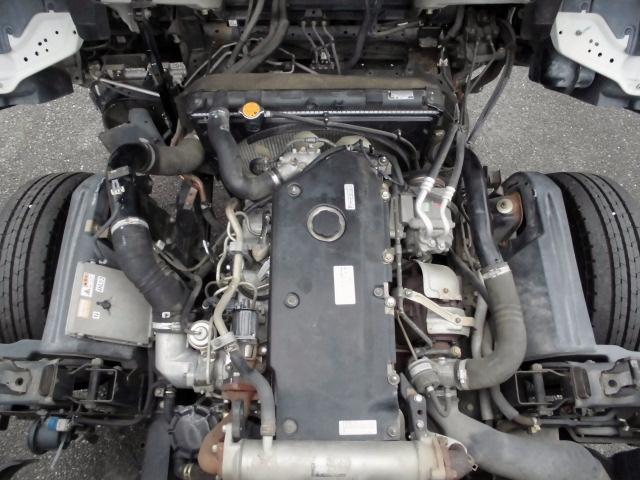 タイタントラック ロング　ワイドロング平ボディ　積載量３ｔ　６速ミッション　坂道発進補助装置　ＡＳＲ　左電動格納ドアミラー　アイドルアップ　フォグランプ　荷台木板張り　荷台寸法４３６５×２０８０×３８０　ＥＴＣ　ワンオ－ナー（66枚目）