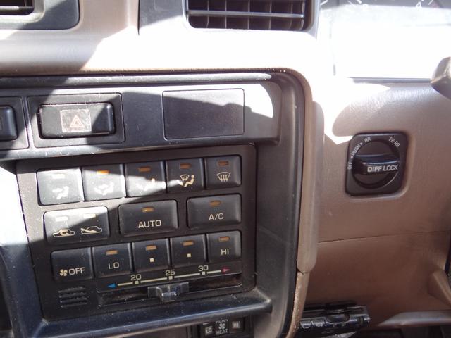 ランドクルーザー８０ ＧＸ　１ＨＤ－Ｔ、ＧＸターボ、２４バルブターボ最終型、Ｆ５速、ＦＲデフロック、リヤゲート観音開き、シートヒーター、５インチＵＰ、シュノーケル、ナビテレビ、バックモニター、禁煙車、（12枚目）