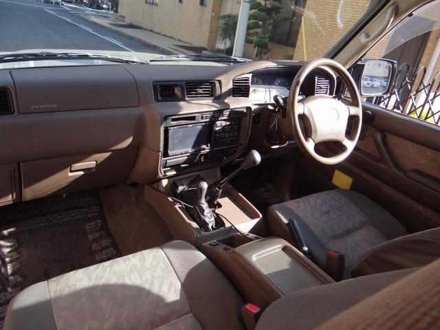 ランドクルーザー８０ ＧＸ　１ＨＤ－Ｔ、ＧＸターボ、２４バルブターボ最終型、Ｆ５速、ＦＲデフロック、リヤゲート観音開き、シートヒーター、５インチＵＰ、シュノーケル、ナビテレビ、バックモニター、禁煙車、（15枚目）