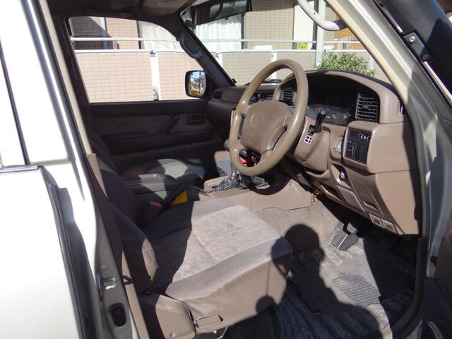 ランドクルーザー８０ ＧＸ　１ＨＤ－Ｔ、ＧＸターボ、２４バルブターボ最終型、Ｆ５速、ＦＲデフロック、リヤゲート観音開き、シートヒーター、５インチＵＰ、シュノーケル、ナビテレビ、バックモニター、禁煙車、（38枚目）