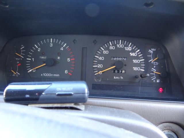 ランドクルーザー８０ ＧＸ　１ＨＤ－Ｔ、ＧＸターボ、２４バルブターボ最終型、Ｆ５速、ＦＲデフロック、リヤゲート観音開き、シートヒーター、５インチＵＰ、シュノーケル、ナビテレビ、バックモニター、禁煙車、（40枚目）