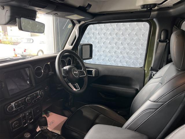 ジープ・ラングラーアンリミテッド サハラ　純正ＵコネクトナビＴＶＡｐｐｌｅ　ＣａｒＰｌａｙ対応サイドバックフロントカメラ黒革シートＪＥＰＰＥＳＥＮ１７アルミ３５インチタイヤラフカントリーリフトアップＧＯＲＨＩＮＯ製ルーフラックスマートキーＬＥ（62枚目）