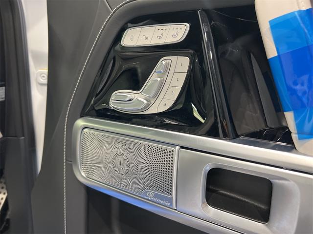 Ｇクラス Ｇ６３　エディションマグノホワイト１２０台限定ワンオーナー禁煙車ボディプロテクションフィルム施工ＧマヌファクトゥアープログラムＡＭＧナイトパッケージＩＩ（22枚目）