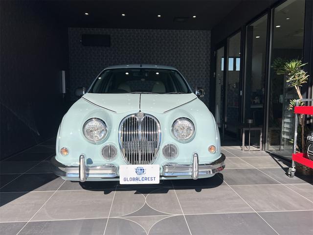 ビュート １２ＳＴプレミアム　ワンオーナー禁煙車光岡ベージュレザーシートクラシックインパネドアトリムセンターコンソールストラーダＳＤナビフルセグＴＶバックモニタードラレコＥＴＣトランクダンパーカラードホイール（3枚目）