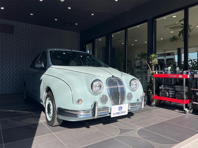 ビュート １２ＳＴプレミアム　ワンオーナー禁煙車光岡ベージュレザーシートクラシックインパネドアトリムセンターコンソールストラーダＳＤナビフルセグＴＶバックモニタードラレコＥＴＣトランクダンパーカラードホイール（4枚目）