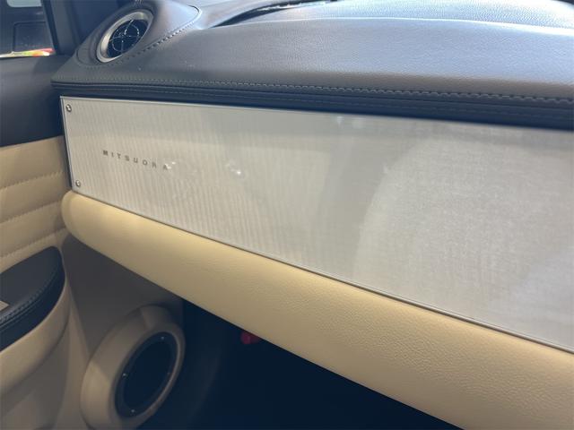 ビュート １２ＳＴプレミアム　ワンオーナー禁煙車光岡ベージュレザーシートクラシックインパネドアトリムセンターコンソールストラーダＳＤナビフルセグＴＶバックモニタードラレコＥＴＣトランクダンパーカラードホイール（19枚目）