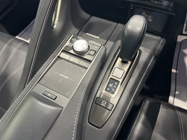 ＬＣ ＬＣ５００　Ｌパッケージ　ＴＲＤエアロキットトランクスポイラーマークレビンソンサウンドカラーＨＵＤ鍛造２１インチアルミホイールセミアリニン黒革パワーシート禁煙車ガラスルーフ（24枚目）