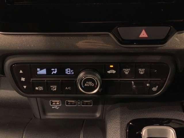 Lホンダセンシング 新車保証 試乗禁煙車 ナビ フルセグ Rカメラ CD DVD Bluetooth サイド+カーテンエアバック アルミ LED フォグ シートヒーター クルコン 障害物センサー スマートキー ETC(13枚目)