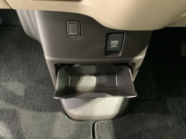 N-BOX G・スロープLホンダセンシング 福祉車両 最長5年保証 ナビ Rカメラ CD BTオーディオ サイド+カーテンエアバック LEDヘッド クルコン スマートキー 両側電動スライドドア ワンオーナー 禁煙 横滑り防止装置 ETC(29枚目)