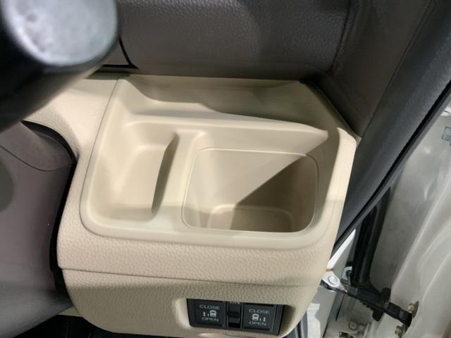 N-BOX G・スロープLホンダセンシング 福祉車両 最長5年保証 ナビ Rカメラ CD BTオーディオ サイド+カーテンエアバック LEDヘッド クルコン スマートキー 両側電動スライドドア ワンオーナー 禁煙 横滑り防止装置 ETC(30枚目)