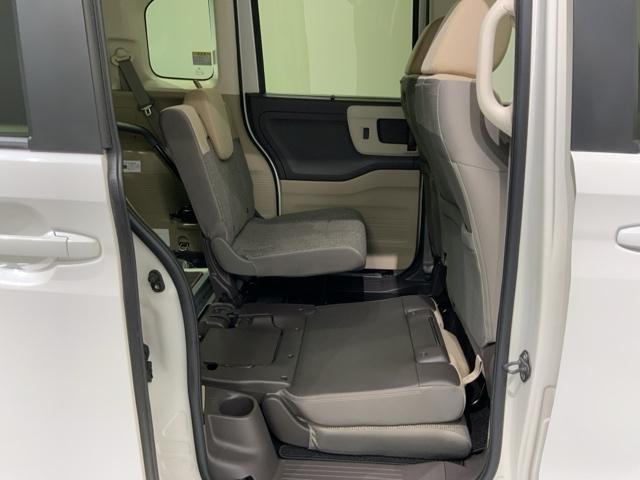 N-BOX G・スロープLホンダセンシング 福祉車両 最長5年保証 ナビ Rカメラ CD BTオーディオ サイド+カーテンエアバック LEDヘッド クルコン スマートキー 両側電動スライドドア ワンオーナー 禁煙 横滑り防止装置 ETC(35枚目)