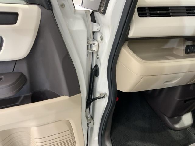 N-BOX G・スロープLホンダセンシング 福祉車両 最長5年保証 ナビ Rカメラ CD BTオーディオ サイド+カーテンエアバック LEDヘッド クルコン スマートキー 両側電動スライドドア ワンオーナー 禁煙 横滑り防止装置 ETC(42枚目)