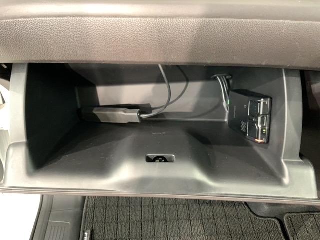 フリード+ G・ホンダセンシング 最長5年保証 ナビ Rカメラ CD DVD BTオーディオ 音楽録音 TV LEDヘッド シートヒーター クルコン スマートキー 横滑り防止装置 ワンオーナー 禁煙 ABS 両席エアバック ETC(25枚目)