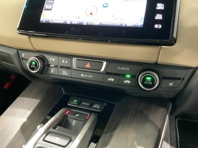 クラリティＰＨＥＶ ＥＸ　ホンダセンシング　最長５年保証　ナビ　Ｒカメラ　ＢＴオーディオ　ＴＶ　アルミ　ＬＥＤヘッド　シートヒーター　パワーシート　ワンオーナー　禁煙　障害物センサー　サイド＋カーテンエアバック　ＥＴＣ（9枚目）